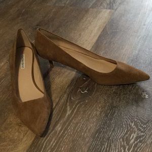 Suede pumps